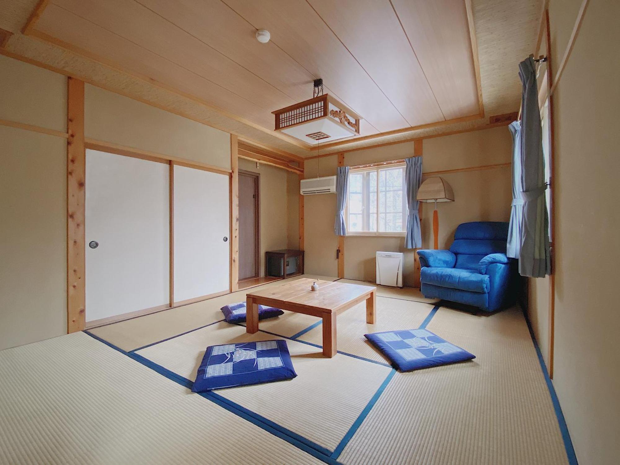 Apricot Pension Hakuba Kültér fotó