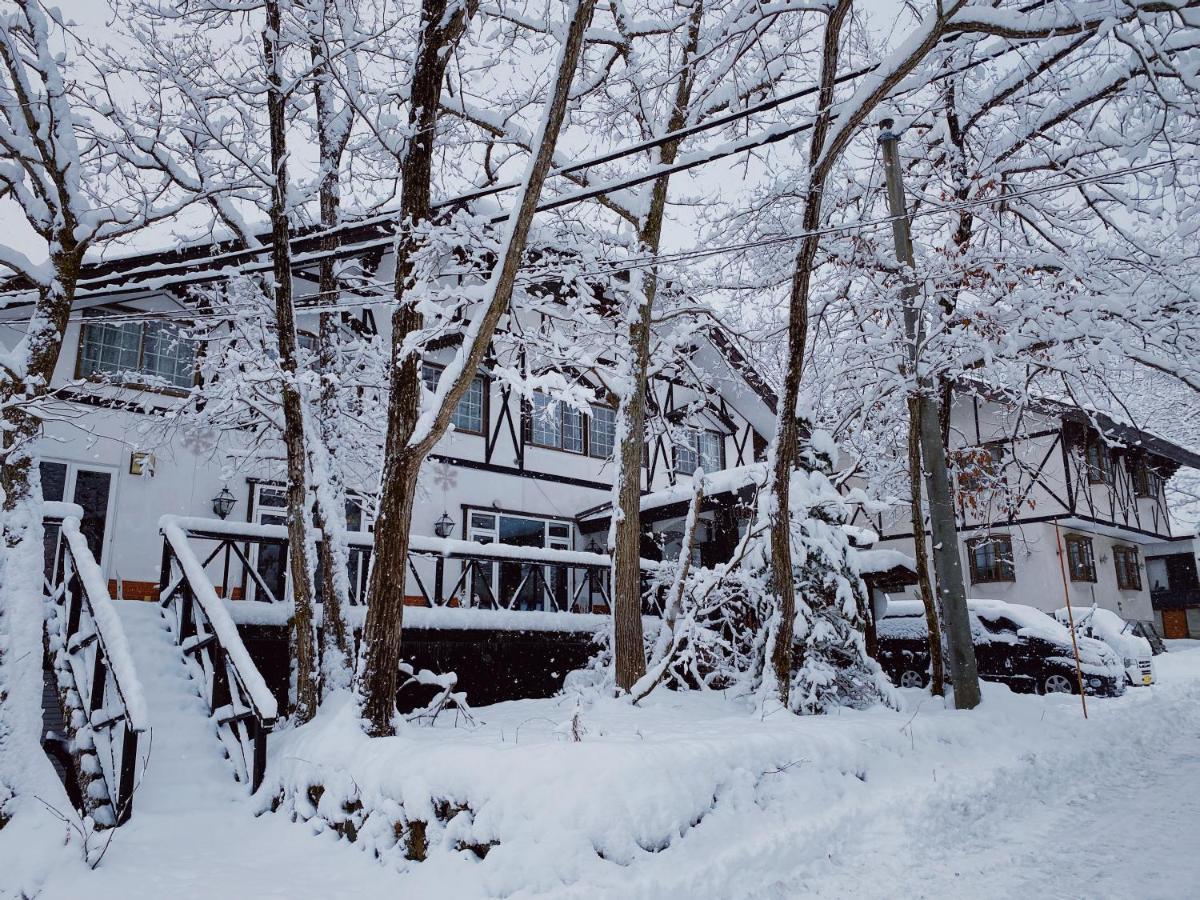 Apricot Pension Hakuba Kültér fotó