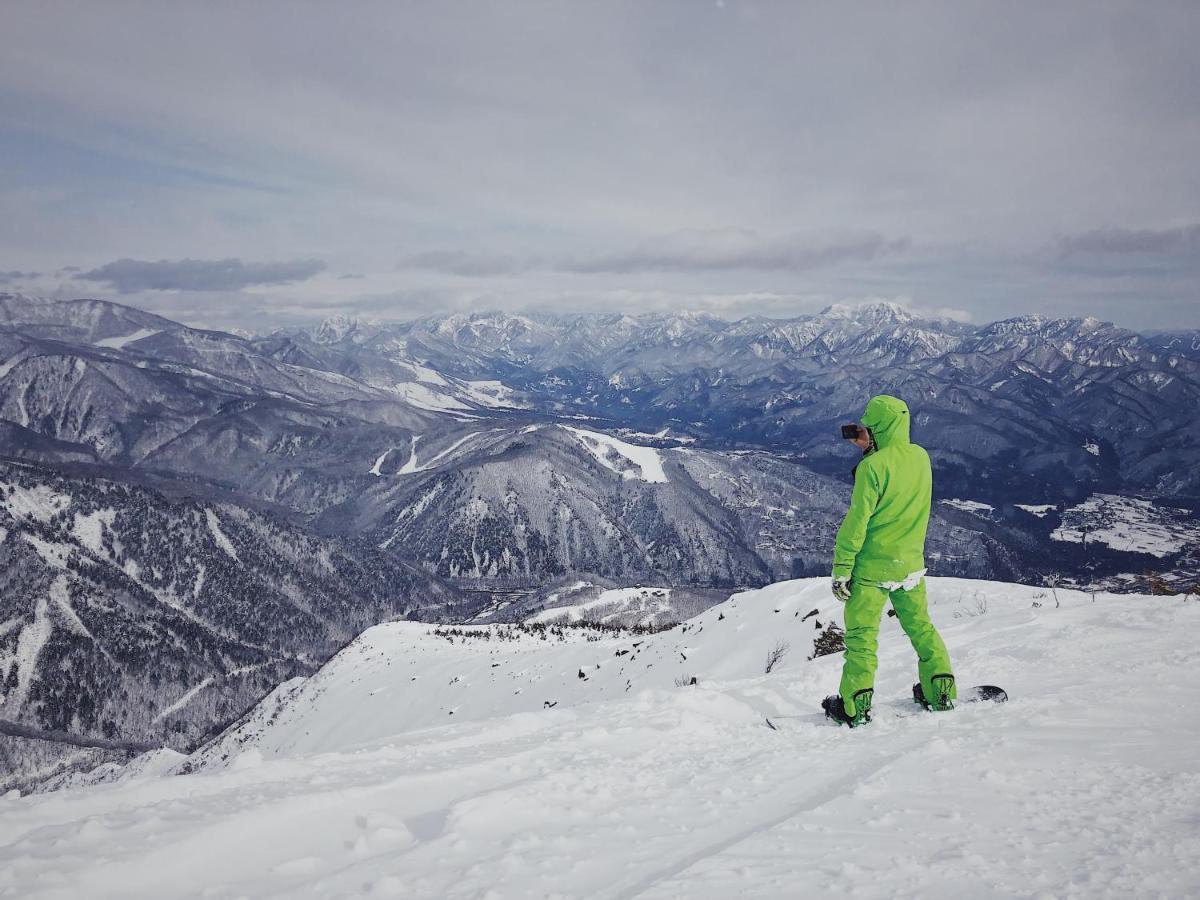 Apricot Pension Hakuba Kültér fotó