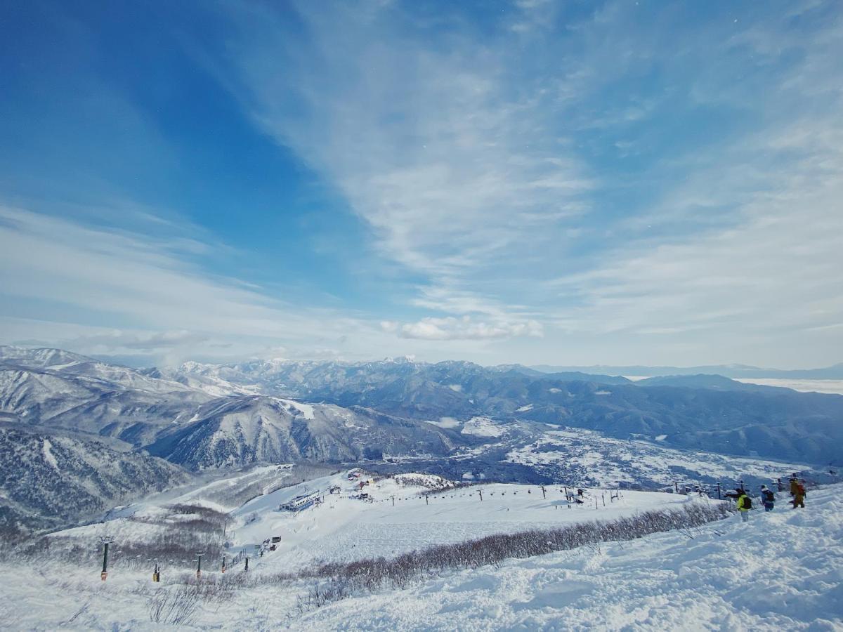 Apricot Pension Hakuba Kültér fotó
