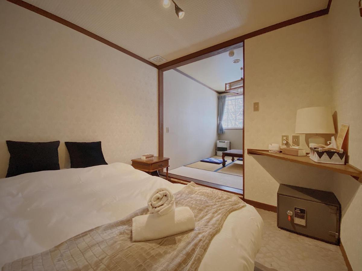 Apricot Pension Hakuba Kültér fotó